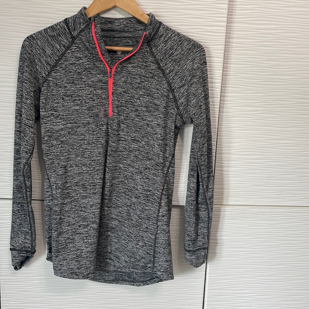 Cute workout half zip